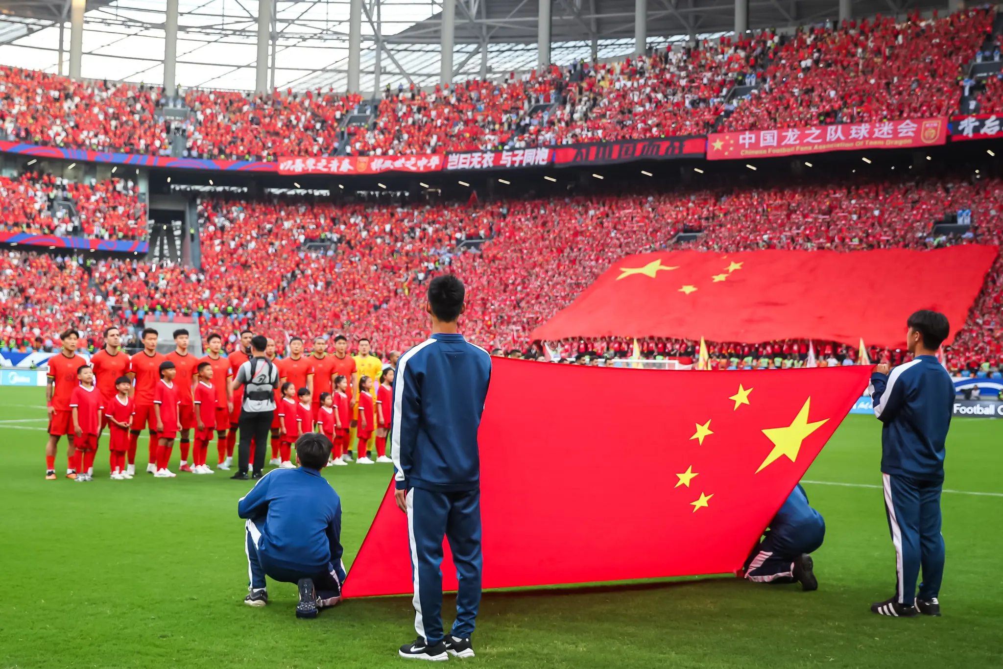 华体会娱乐平台-工人日报：此次国足选帅过程中，足协专家组会继续发挥作用