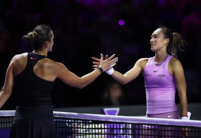 华体会官方平台-郑钦文不敌萨巴伦卡 无缘年终总决赛开门红